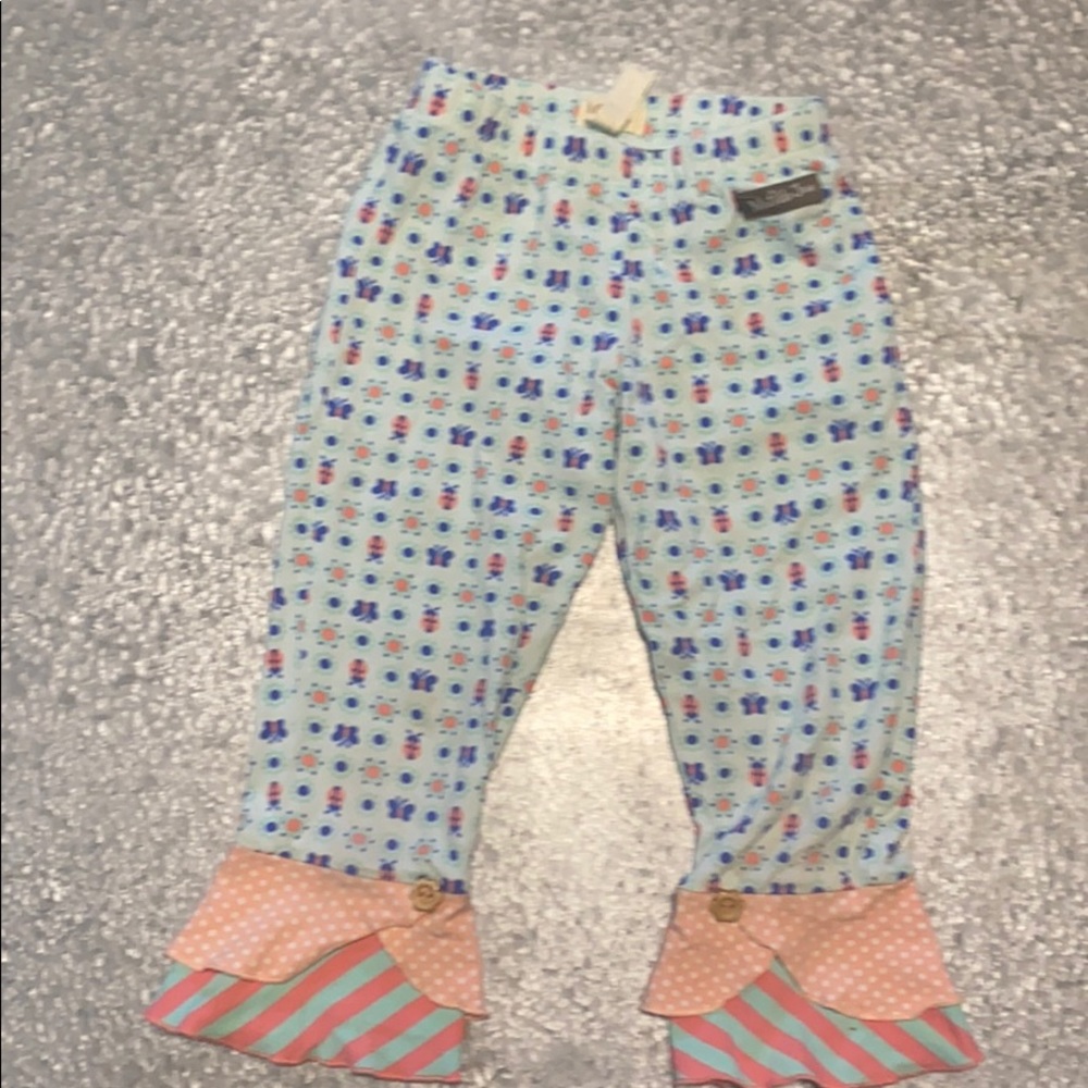 Ruffle Capris